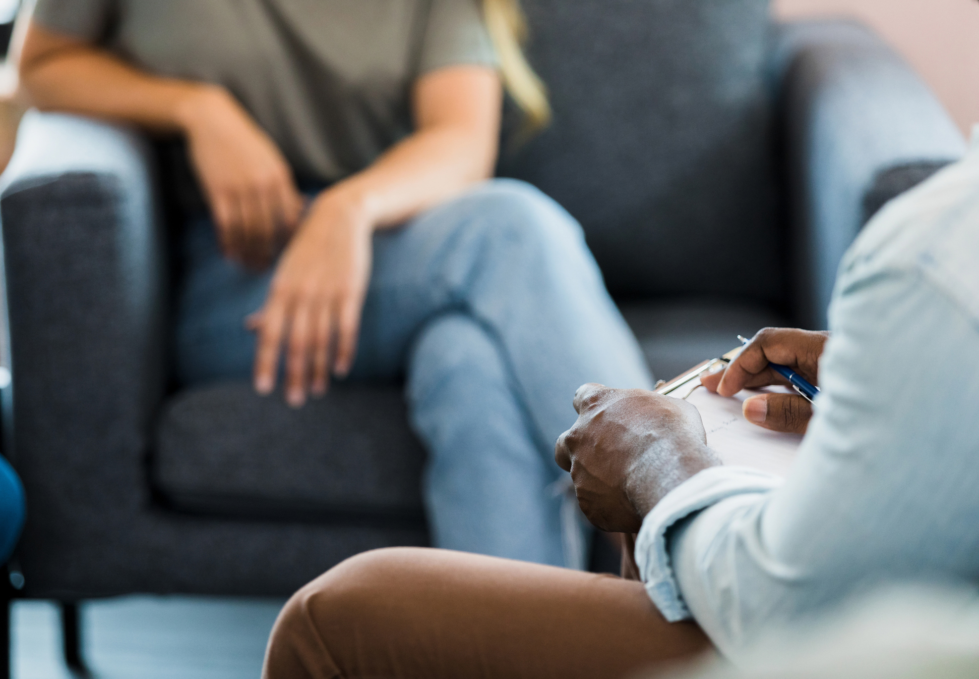 Kaiser Permanente therapists say mental health care shortages worse for