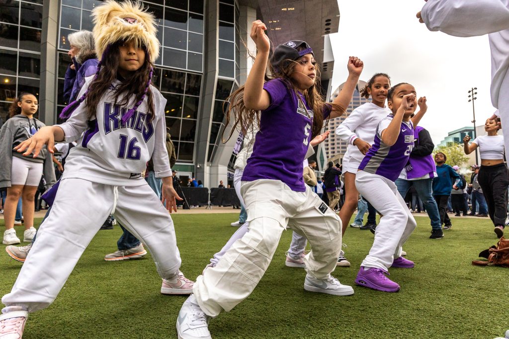 Balance Dance Project in Sacramento's Tahoe Park makes dance more