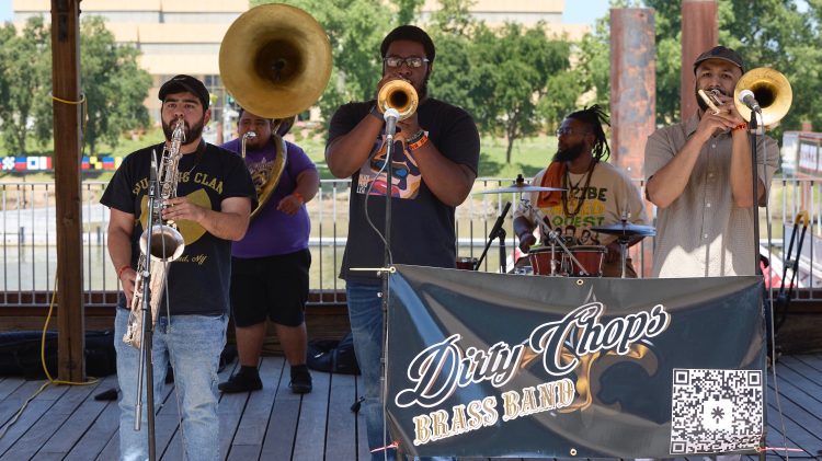 Image for display with article titled Sacramento’s outdoor festivals push revival while fueling the cultural life of the city