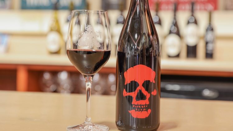 Image for display with article titled Halloween wines: October brings out the best in spooky graphics