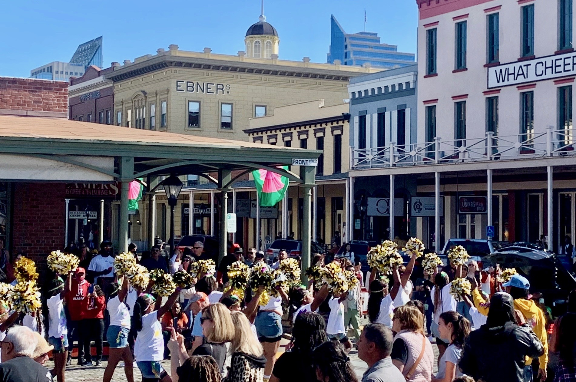 Gallery Sacramento Mardi Gras draws thousands to city's historic